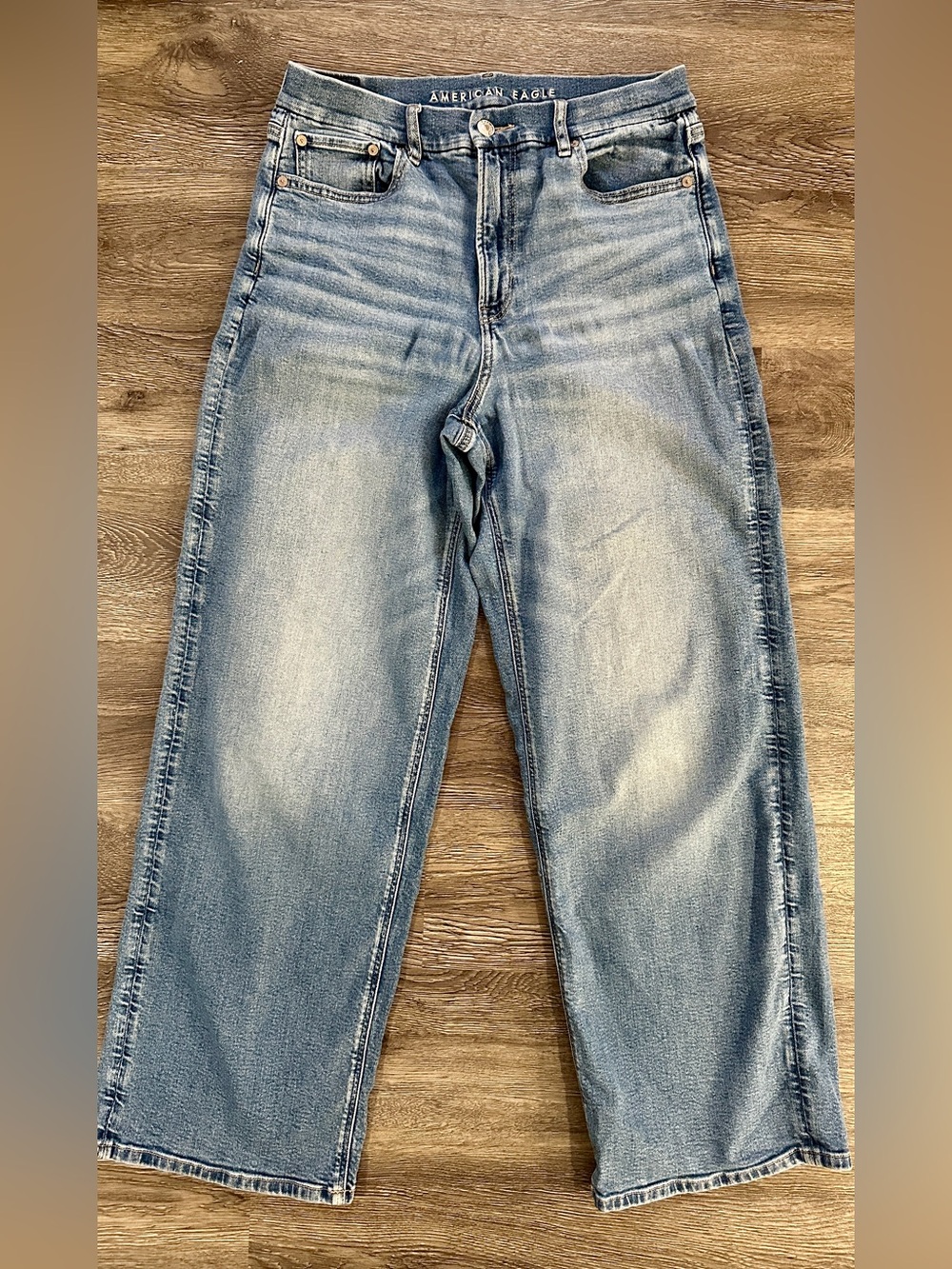 American Eagle Curvy Super High-Rise Baggy Straight — Size 10